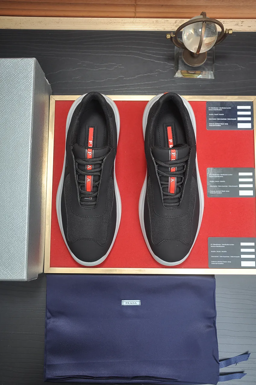 Men's shoes 💰580💶 [PRADA] Top original items, new seasonal styles, high-quality original items, top-grade high-mercerized cowhide combined with original breathable fabric + imported glue, imported stretch fabric inside with original cowhide feet, original thick outsole! Quality guaranteed! Code 38-45 (45 customized)